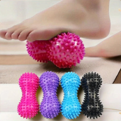 Peanut-shaped yoga massage ball for deep tissue massage. It relaxes muscles in the shoulders, neck and back and relieves neck tension. It is an essential fitness accessory for yoga.