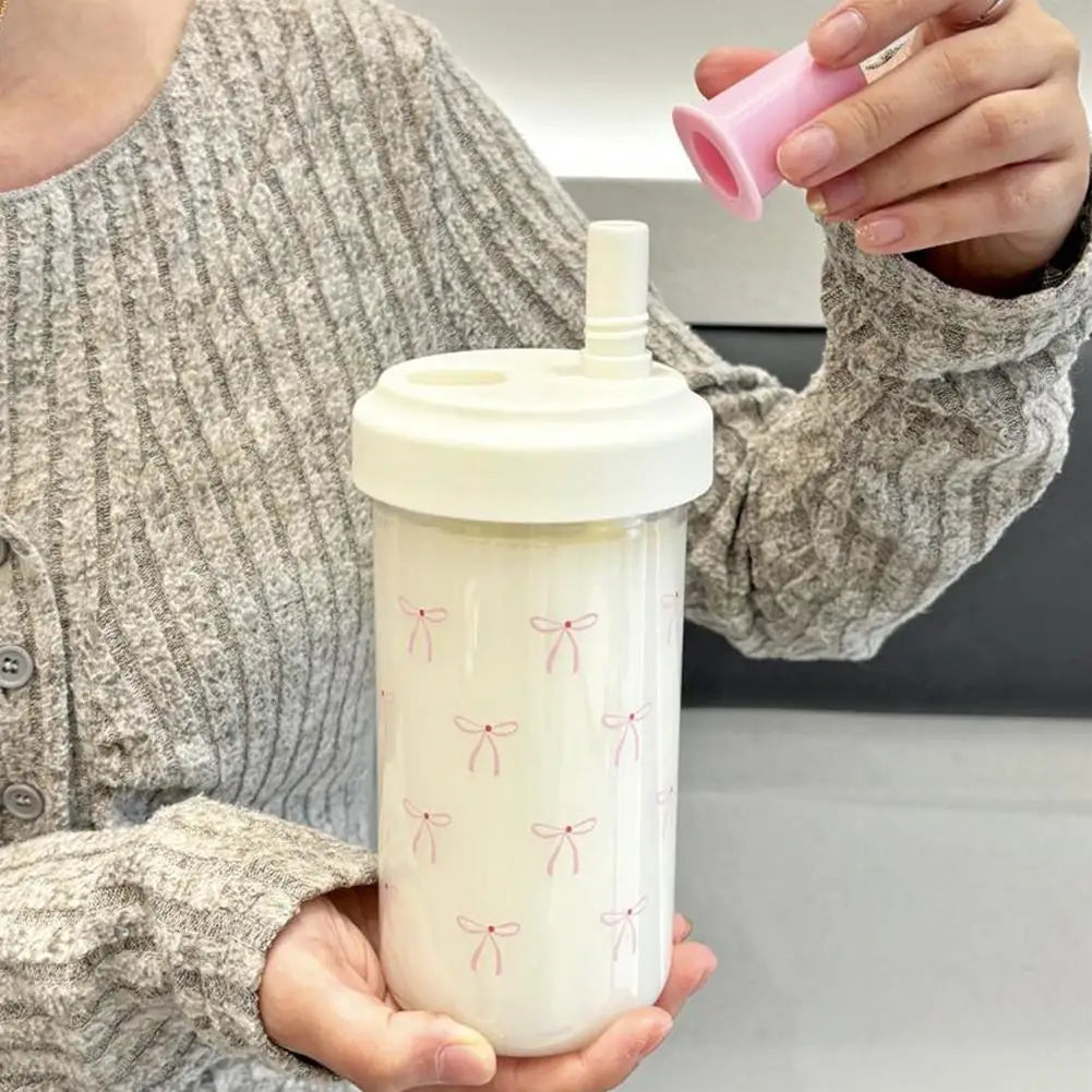 Cute Pink Bow Straw Water Bottle Fashionable Travel Safe Odorless Large-capacity Portable Water Bottle For Travel