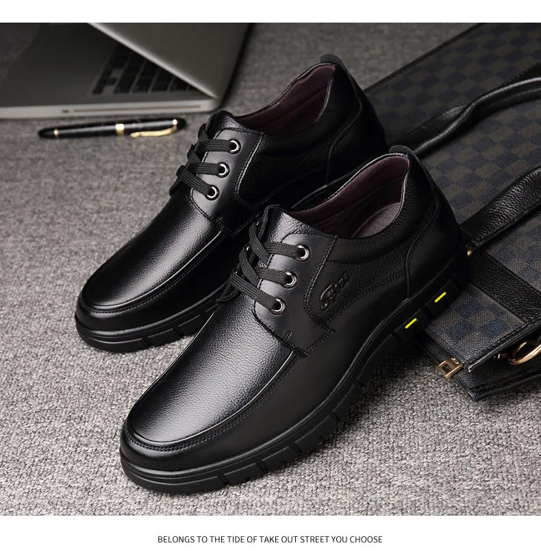Autumn Men's Leather Shoes True Cowhide Flat Bottom Anti-Slip Plus Size Casual Elderly Father Shoes Rubber Sole China Made