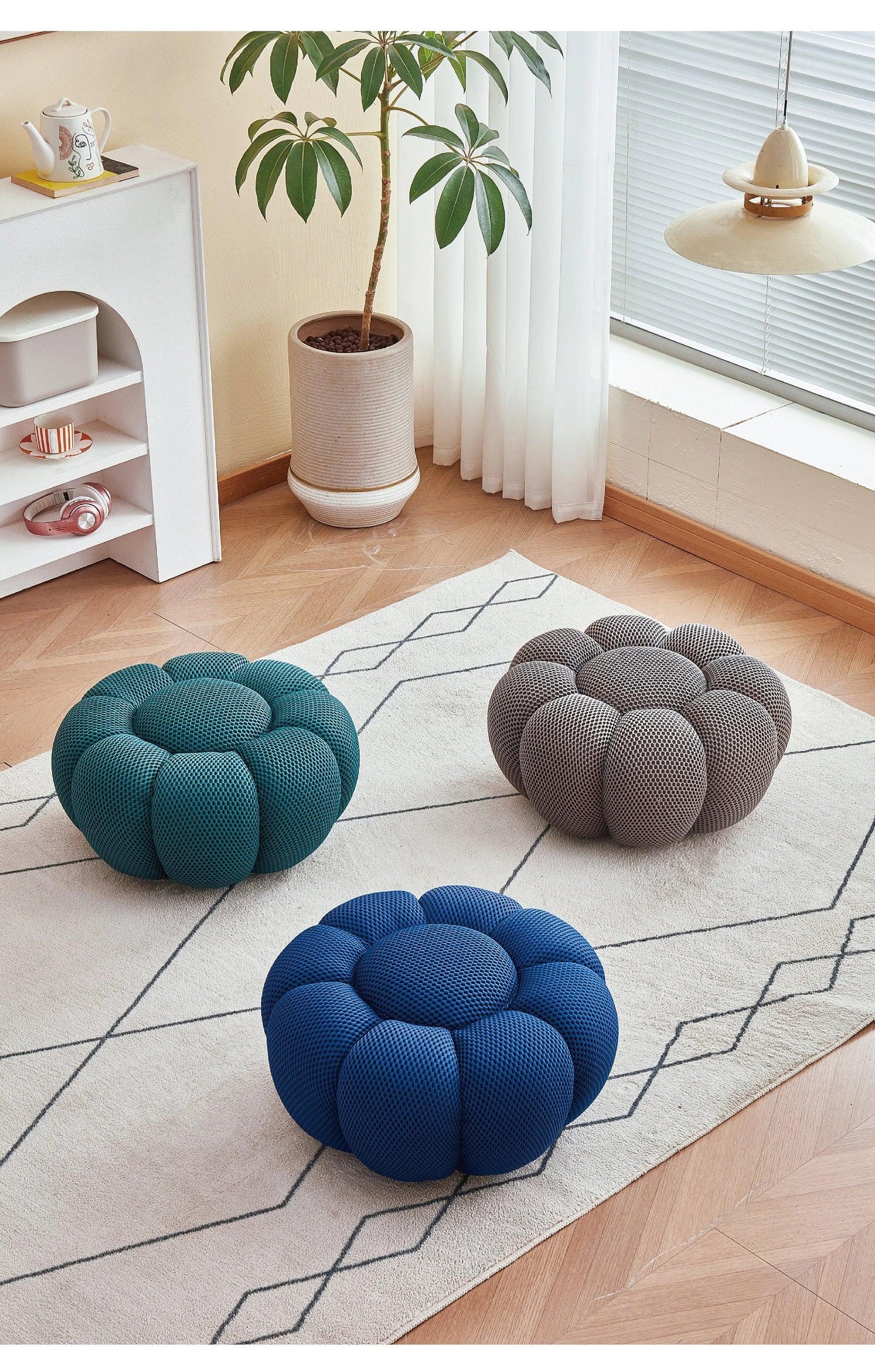 Nordic Sofa Pedal Simple Round Stool Low Ottomans Living Room Sofa Footstool 3D Fabric Creative Leg Footstool Pumpkin Footstools