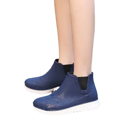 Fashionable Winter Short Ankle Women's Rain Boots Waterproof Slip Resistant Car Wash Shoes Adult Fleece Lined PVC Ladies Footwea