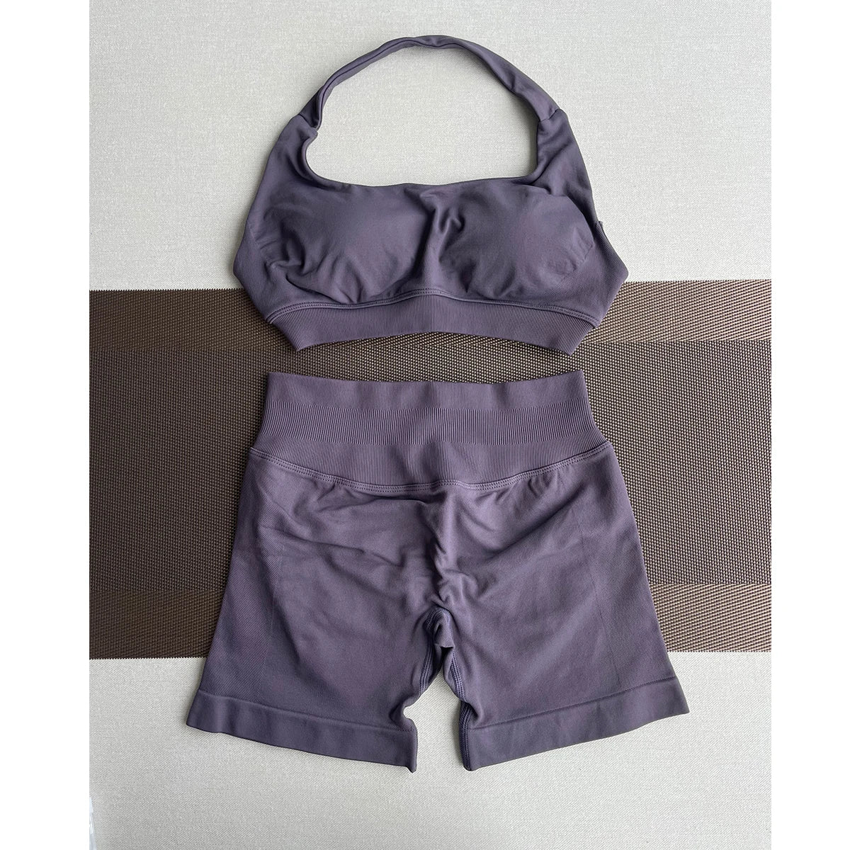 2 Pieces Yoga Gym Set Women Seamless Strappy Yoga Bra High Waist Workout Scrunch Shorts Sports Set Fitness Clothes Sportswear