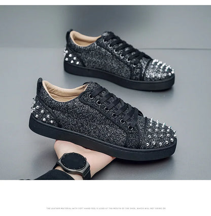 New Fashion Silver Trainers Glitter Spiky Shoes Men Lace Up Sneakers Low Top Shoes Red Sole Man Designer Sneaker With Spikes