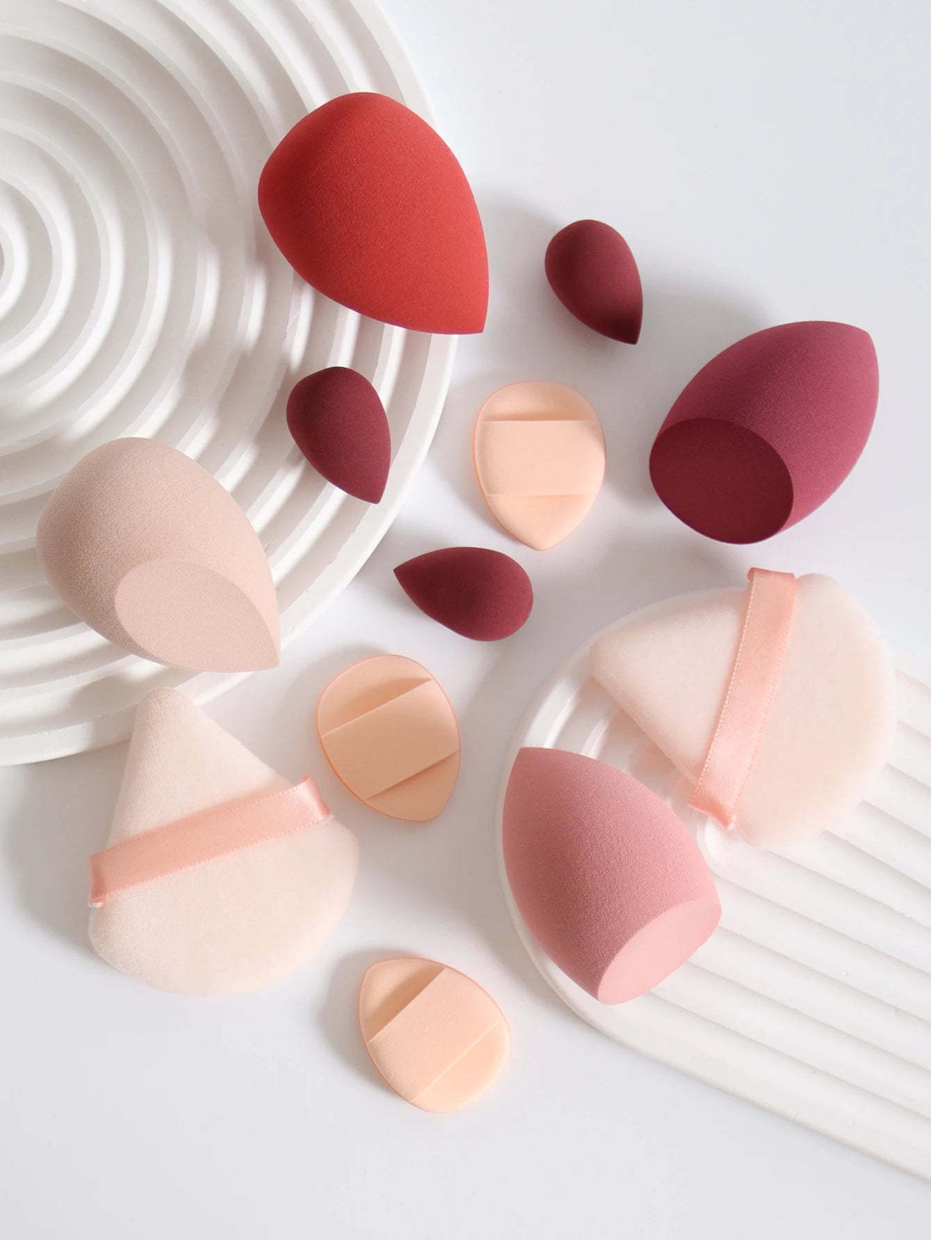 12Pcs Makeup Sponge Set with Storage Jar Latex-Free, Makeup Sponge Finger Puff, Dual-Use Wet & Dry Foundation Cosmetic Puffs