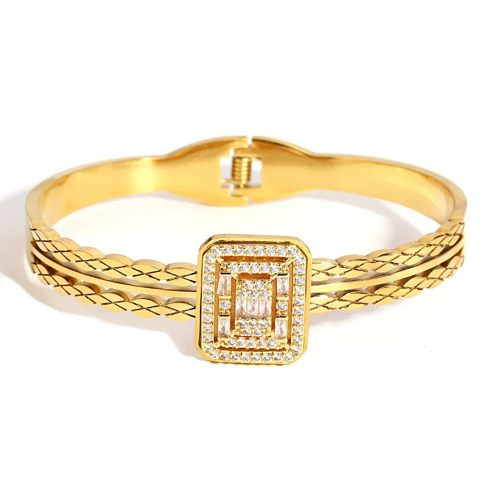 Elegant Rhinestones Bracelet with White Shell for Women Stainless Steel Golden Series Jewelry Fashion Valentine's Day Jewelry