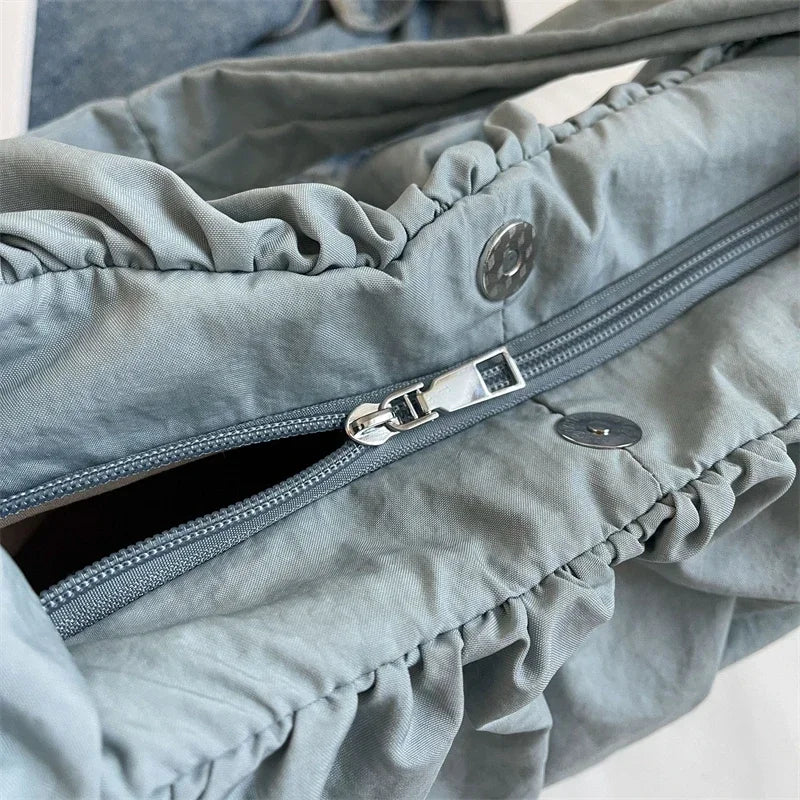 Nylon Cloth Bag Women Tote Bag Large Capacity Summer 2025 New Fashionable women's pleated Outdoor Travel bag Shoulder Bag