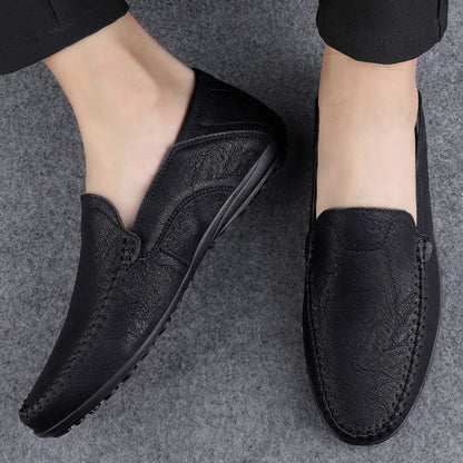 Fashion Men Casual Leather Shoes Luxury Italian Soft Men Loafers Handmade Moccasins Men Breathable Slip on Boat Shoes Plus Size
