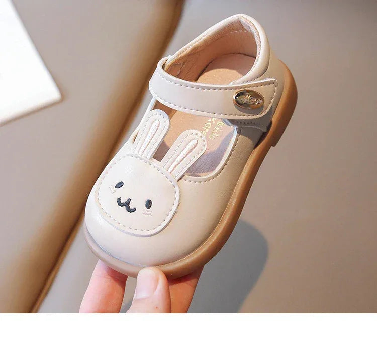 2023 New Spring Cute Bunny and Carrot Patch Children Casual Shoes for Girls Non-slip Kids Shoes Hook & Loop Breatheable Non-slip