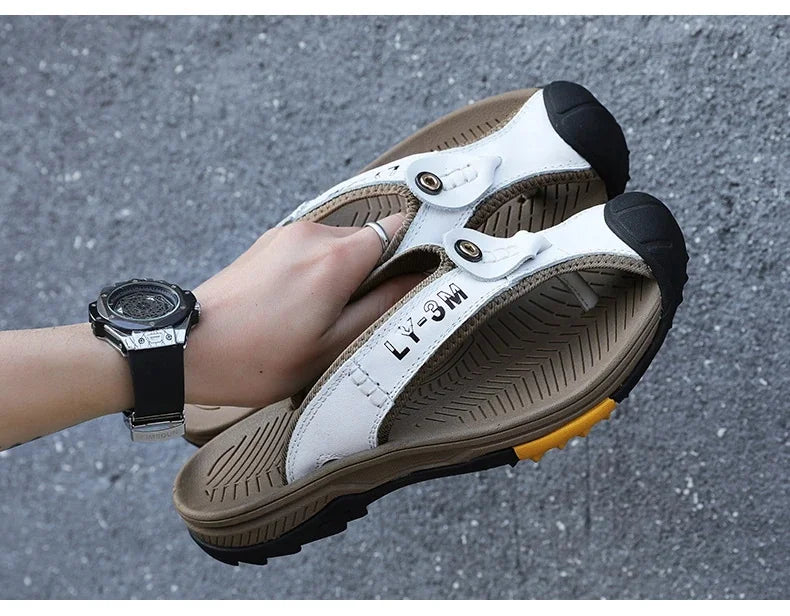 Genuine Cow Leather Shoes Men Sandals Mens Flip Flops Men's Casual Shoes Classic Massage Beach Slippers Anti-slip Summer 2025