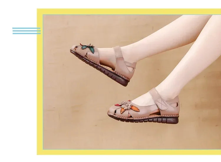 New 2025 Ladies Flat Sandals Soft Leather Anti-Slip Bottom Ethnic Style Comfortable Soft Surface Design for Elderly People