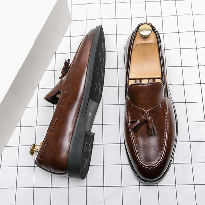 Brogues Shoes Men High Quality Social Leather Shoes British Tassels Formal Leather Men Wedding Business Dress Leather Shoes Male