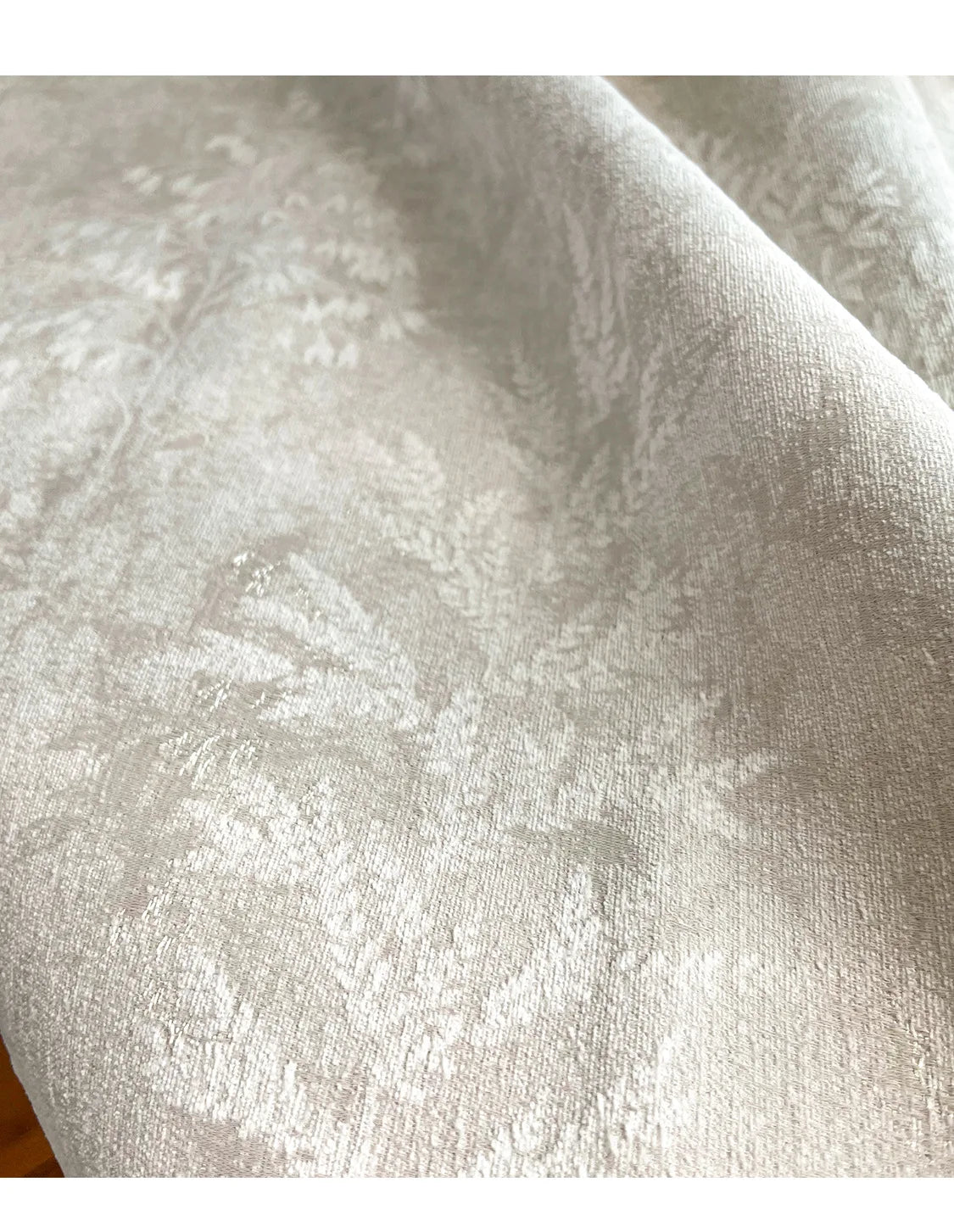 French Retro Style High-end Luxury Romantic Jacquard Chenille Lace Blackout Curtain Bedroom Door Screen Shutter Home Decor
