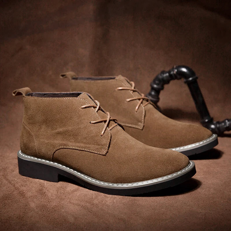 2025 Hot Selling High Top Retro Mens Casual Shoes Outdoor Wear-resistant Lace Up Flat Shoes Autumn and Winter Warm Walking Shoes