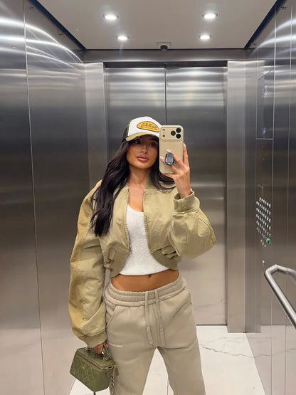 Khaki Cropped Bomber Jackets Women Lapel Collar Full Zip Closure Pocket Detail Long Sleeve Streetwear Lady Casual Y2k Outfits