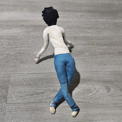 Poupée en peluche cosplay L. Lawliet de Death Note (anime) - Articulée et flexible - Décoration de chambre - Mascotte d'Halloween - Accessoire doux