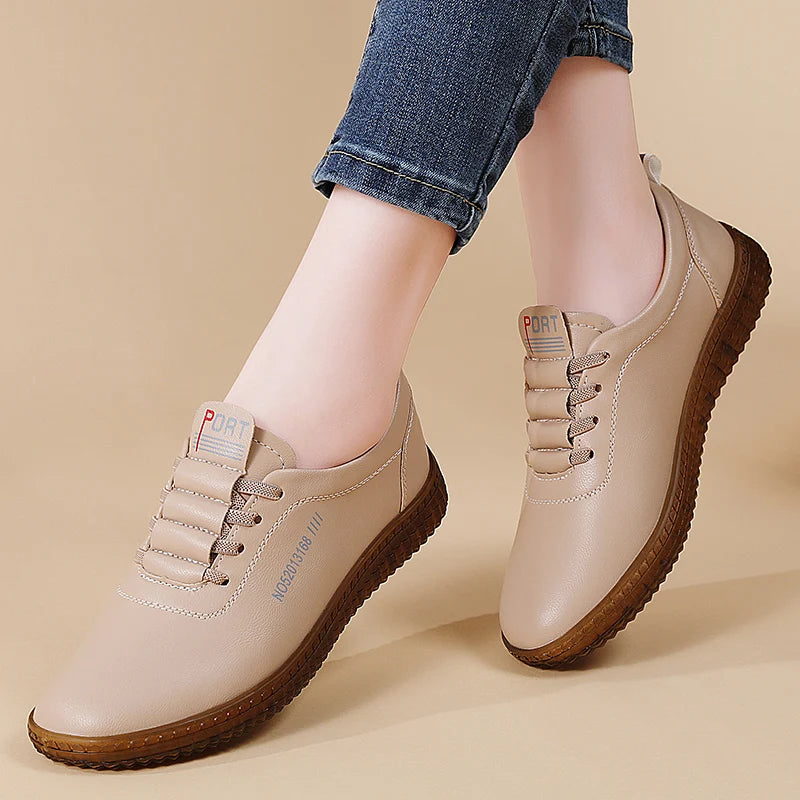 100% cowhide Women's Leather shoes New large size casual sports shoes Fashion  Lightness Women's vulcanized shoes sneakers
