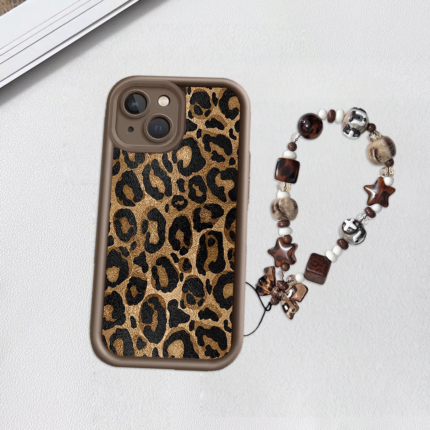 Leopard With Chain Phone Case For Xiaomi MI 17 Pro Max 15T 15 Ultra 14T 13 POCO F7 X7 M7 X5 F5 X6 PRO M6 X4 GT NFC C40 5G  Cover