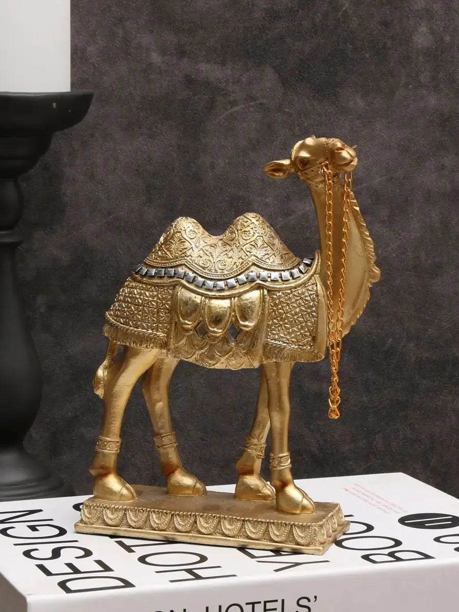 Classic Light Luxury Art Camel Statue: Indoor Decorative Item for Christmas, Halloween, Hanukkah, Thanksgiving, Valentine'S Day