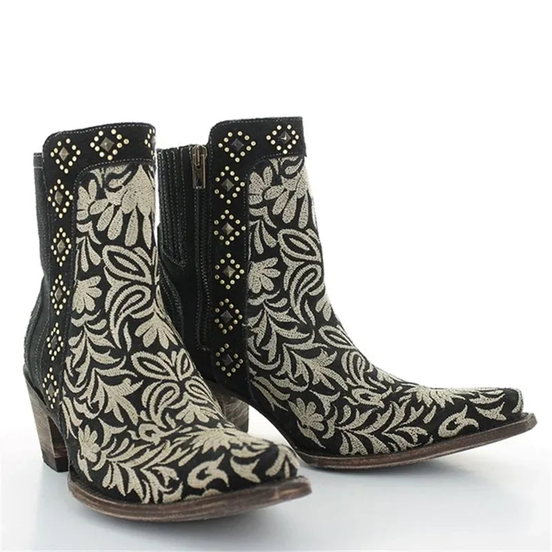 Autumn Winter Ladies Boots Casual Embroidery Zipper Ankle Boots Rivet Western Pointed Toe Low-heel Warm Boots For Ladies Shoes