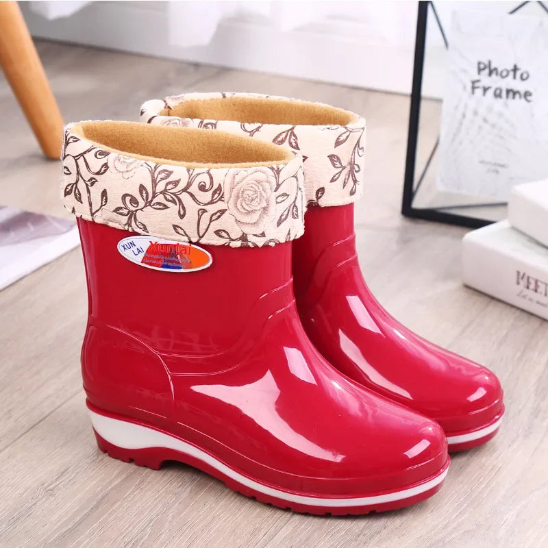 Women's Short Rain Shoes Non-slip Waterproof Rubber Boots Durable Wear-resistant Rain Boots Fleece Lined Warm Shoes Wholesale