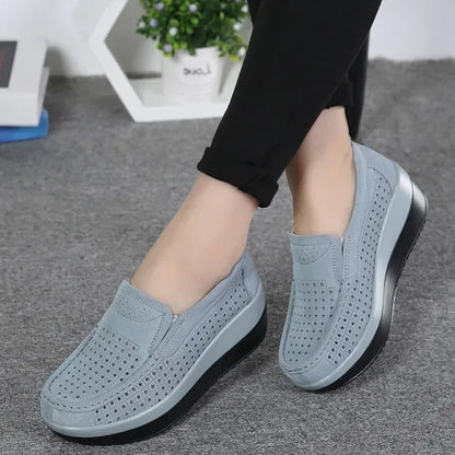 Creepers Platform Shoes Women Flats Women Loafers Spring Autumn Casual Suede Leather Shoes Ladies Moccasins Slip On Plus Size 42