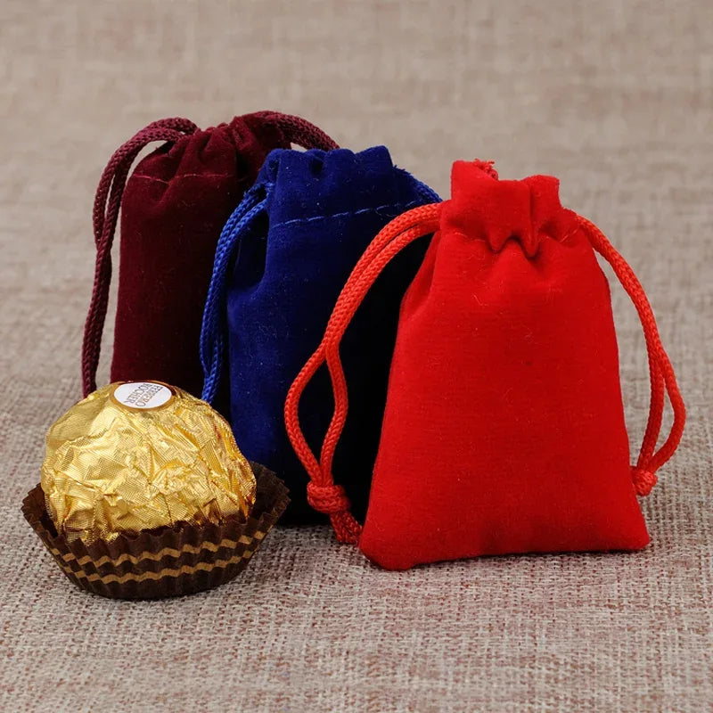 25 Pieces/Batch 15x20 10x15 13x18 9x12 7x9 5x7cm Velvet Drawstring Bag With Jewelry Bag Christmas Wedding Gift Red Velvet Bag