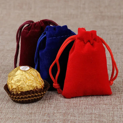 25 Pieces/Batch 15x20 10x15 13x18 9x12 7x9 5x7cm Velvet Drawstring Bag With Jewelry Bag Christmas Wedding Gift Red Velvet Bag