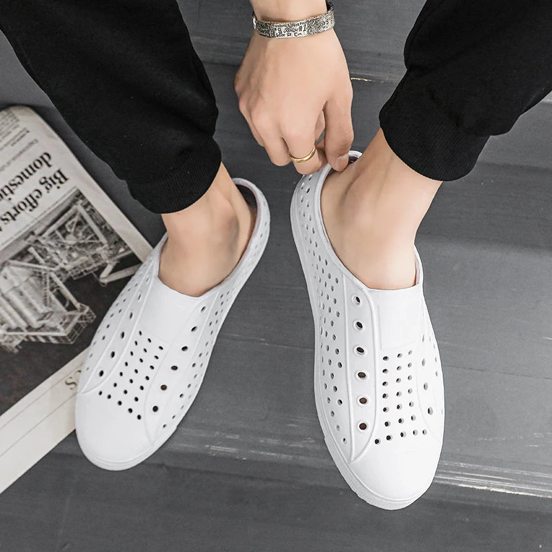 New beach sandals perforated shoes men's anti slip work shoes summer garden shoes water shoes ultra light outdoor walking shoes