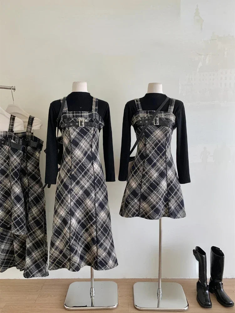 Ensemble deux pièces vintage français décontracté : chemisier moulant et mini-robe élégante et féminine pour femme d'affaires, collection automne 2024 coréenne.