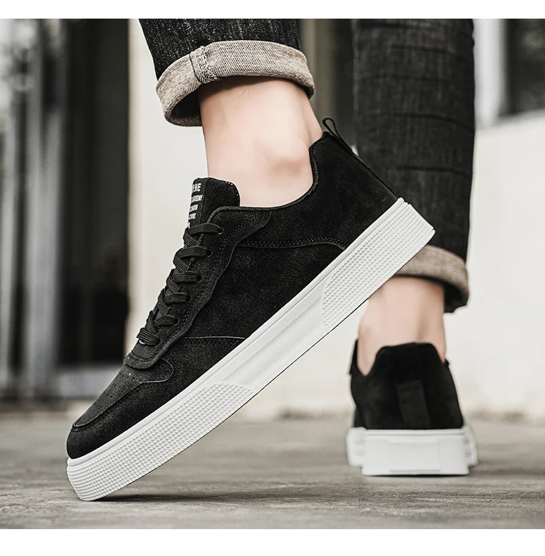 Men's Shoes Spring and Autumn New Style Green Black Red Sports Shoes Soft Sole Breathable Men's Low-Top Versatile Casual Shoes