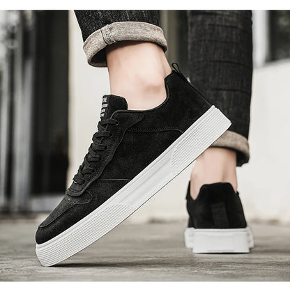 Men's Shoes Spring and Autumn New Style Green Black Red Sports Shoes Soft Sole Breathable Men's Low-Top Versatile Casual Shoes