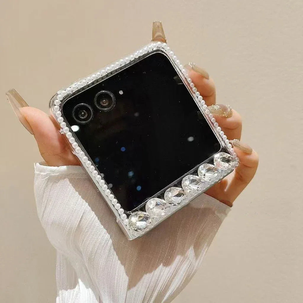 Luxury Crystal Pearl Elegant Butterfly Diamond Strap Phone Case Cover For Motorola Razr 50 60 40 Moto 2023 2024 2025 Plus Ultra