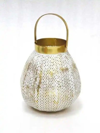 Latest HOME DECORATION ANTIQUE  FILIGREE ROUND GOLD HURRICANE LANTERN